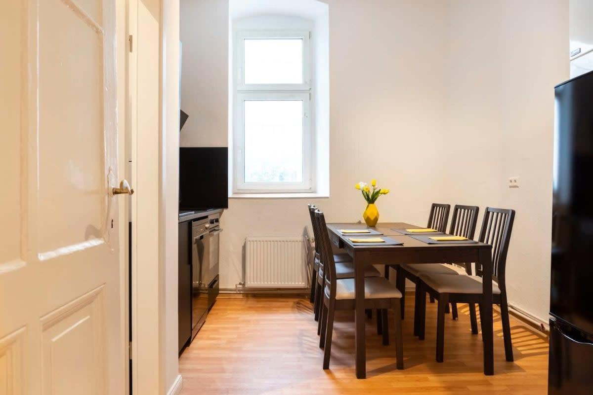 Spacious Family Apartment At Mauerpark Plus Selfcheckin Berlín Exterior foto